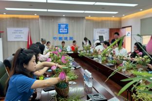 马龙：我不会说我们在禁区被踢屁股是因为鞋子没准时到